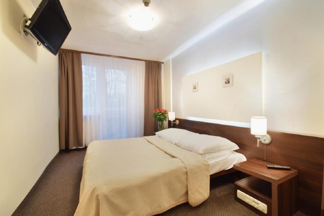 Hotel Dal 格但斯克 外观 照片