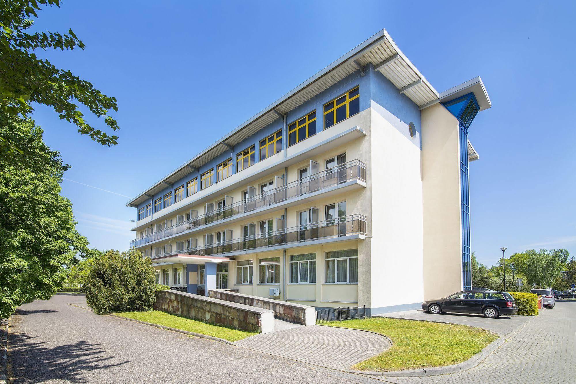 Hotel Dal 格但斯克 外观 照片